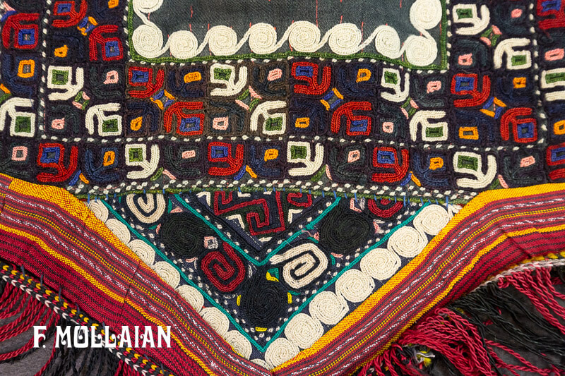 Small Uzbek Suzani Antique Textile n°:72146445